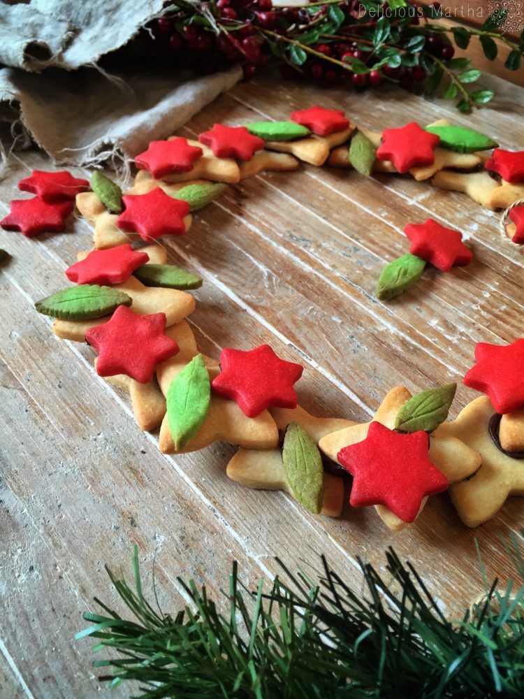 Corona de Navidad con galletas